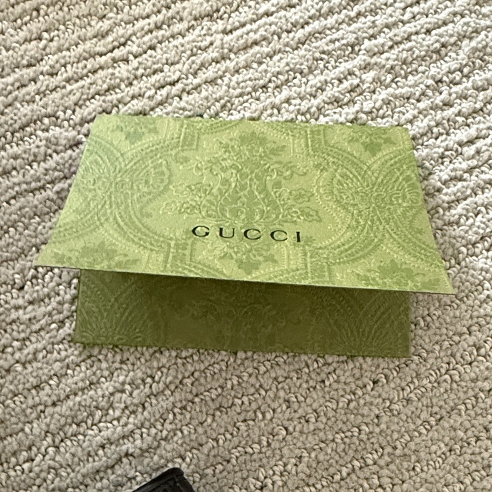 Gucci - GG Marmont Leather Gloves - new in box - Picture 3 of 5